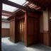 王建国头像，内容运营主编，男性，办公室背景